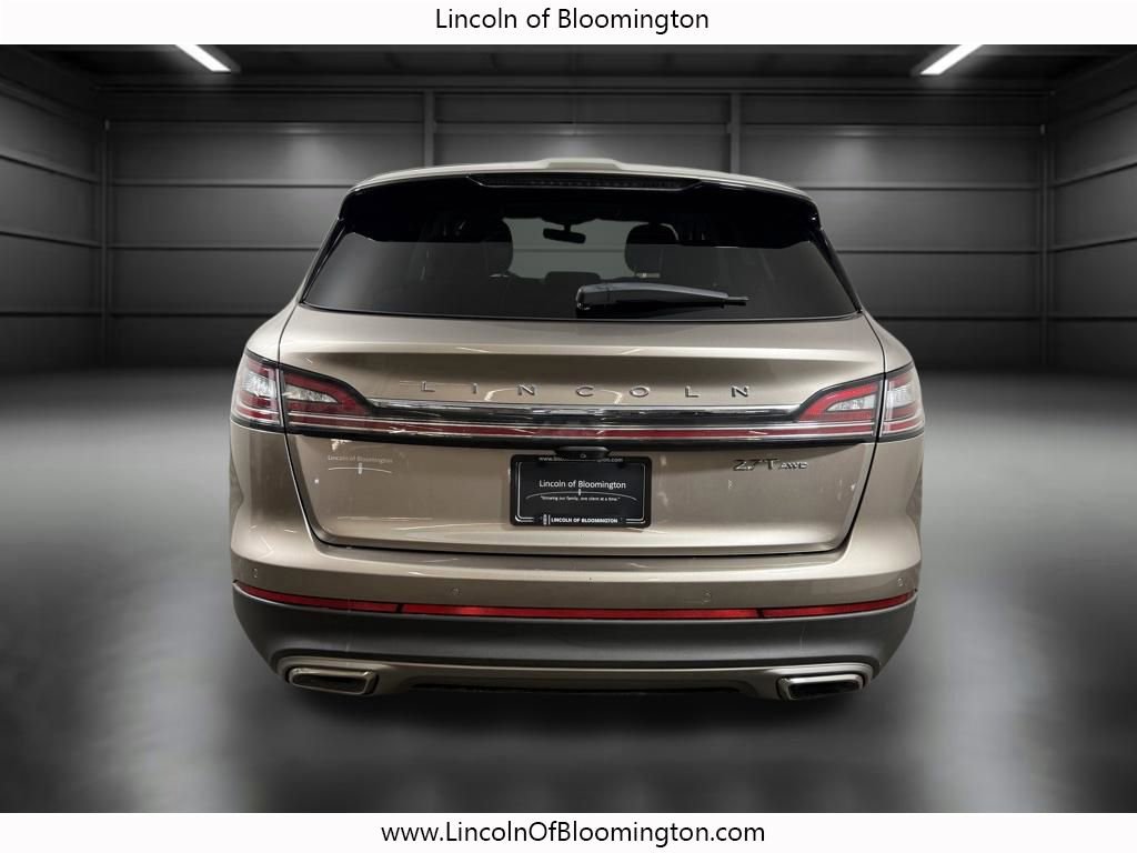 Used 2020 Lincoln Nautilus Reserve w/ Equipment Group 201A image 6