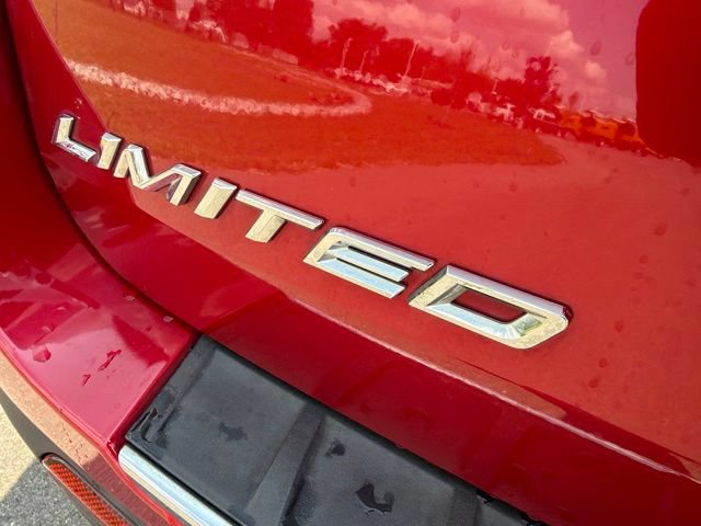 Used 2020 Ford Explorer Limited w/ Class III Trailer Tow Package RWD image 10
