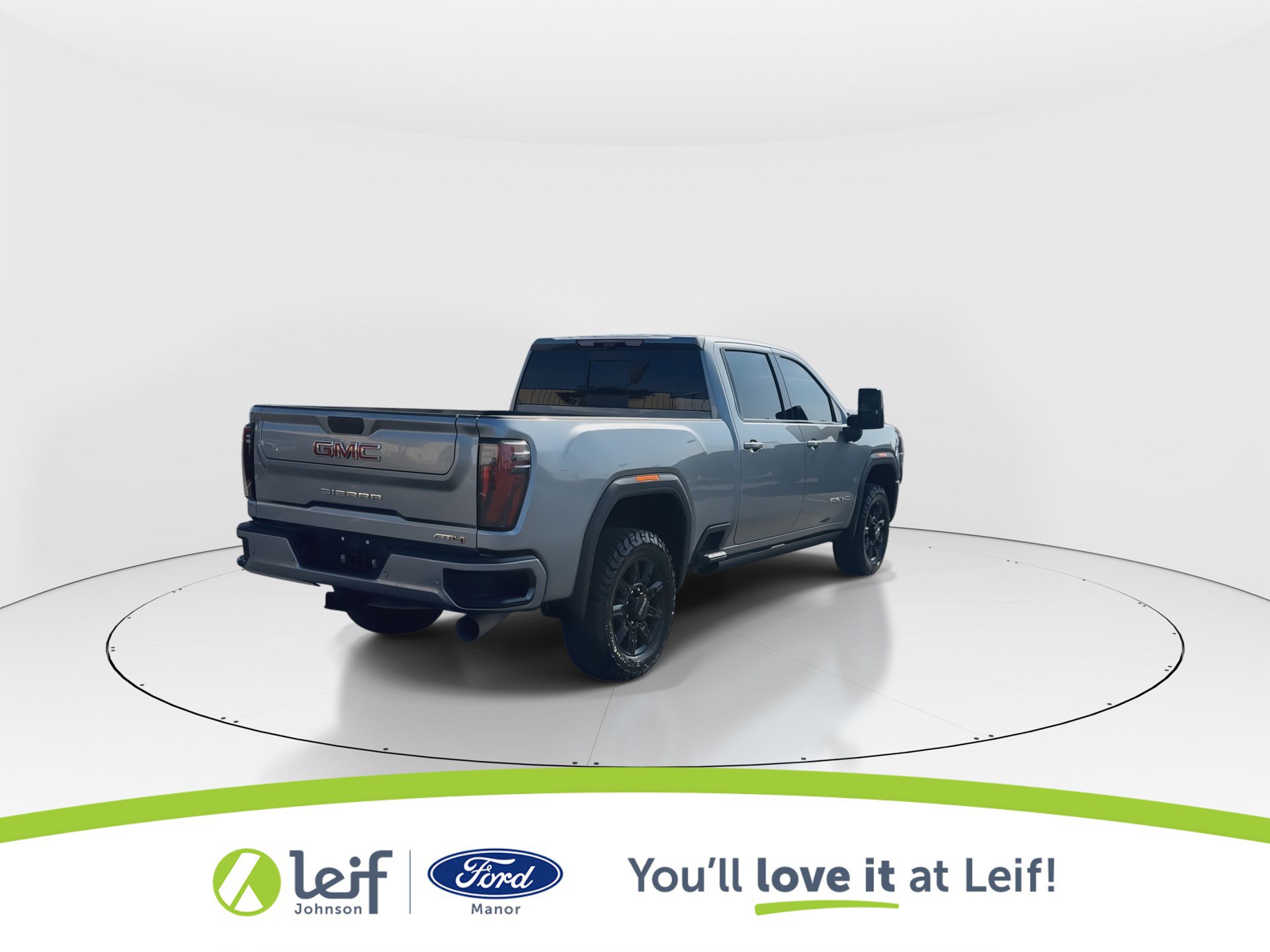 Used 2024 GMC Sierra 2500 AT4 w/ Technology Package image 8