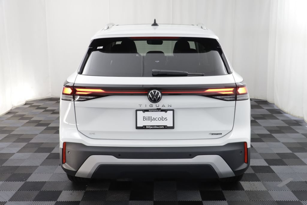 New 2026 Volkswagen Tiguan SE AWD/4WD image 17