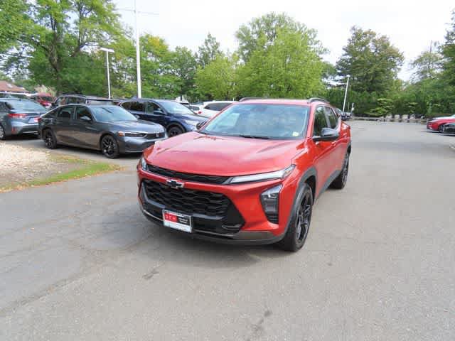 Used 2024 Chevrolet Trax ACTIV w/ Sunroof Package FWD image 1