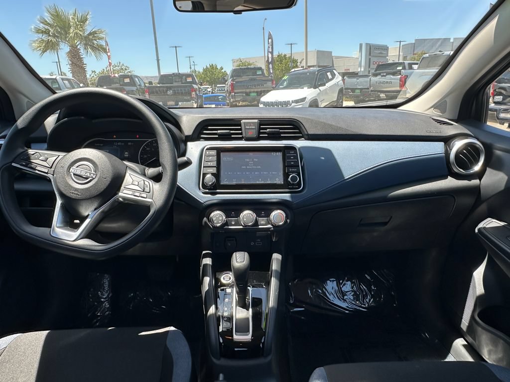 Used 2025 Nissan Versa SV FWD image 20