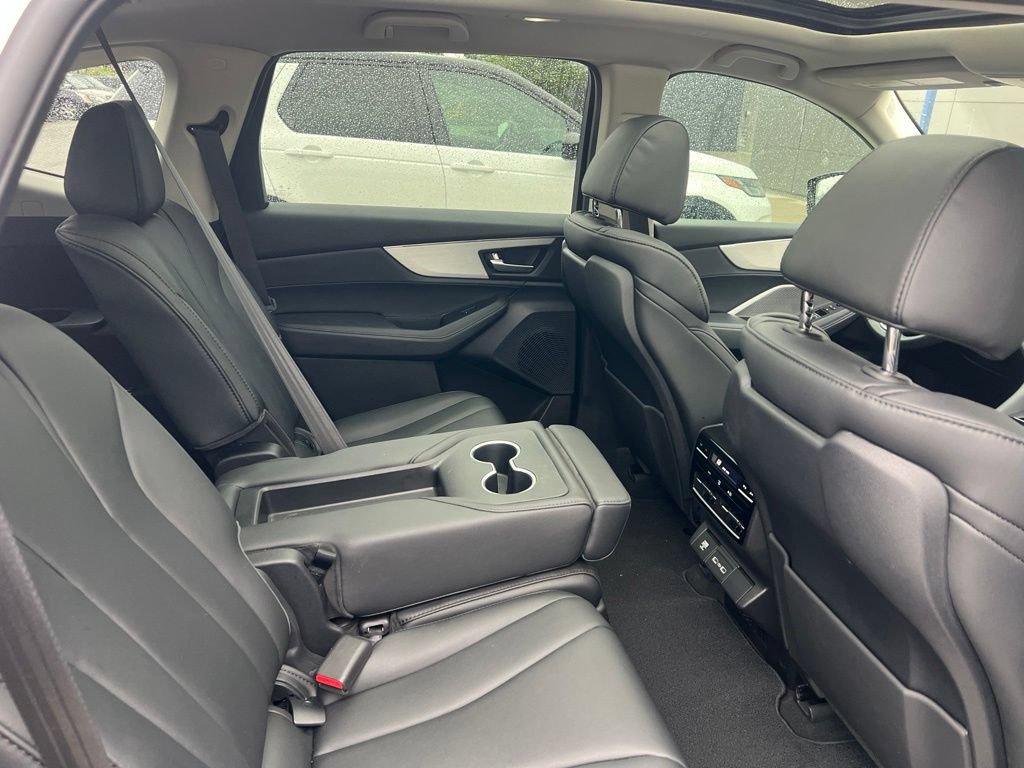 Used 2024 Acura MDX SH-AWD image 21
