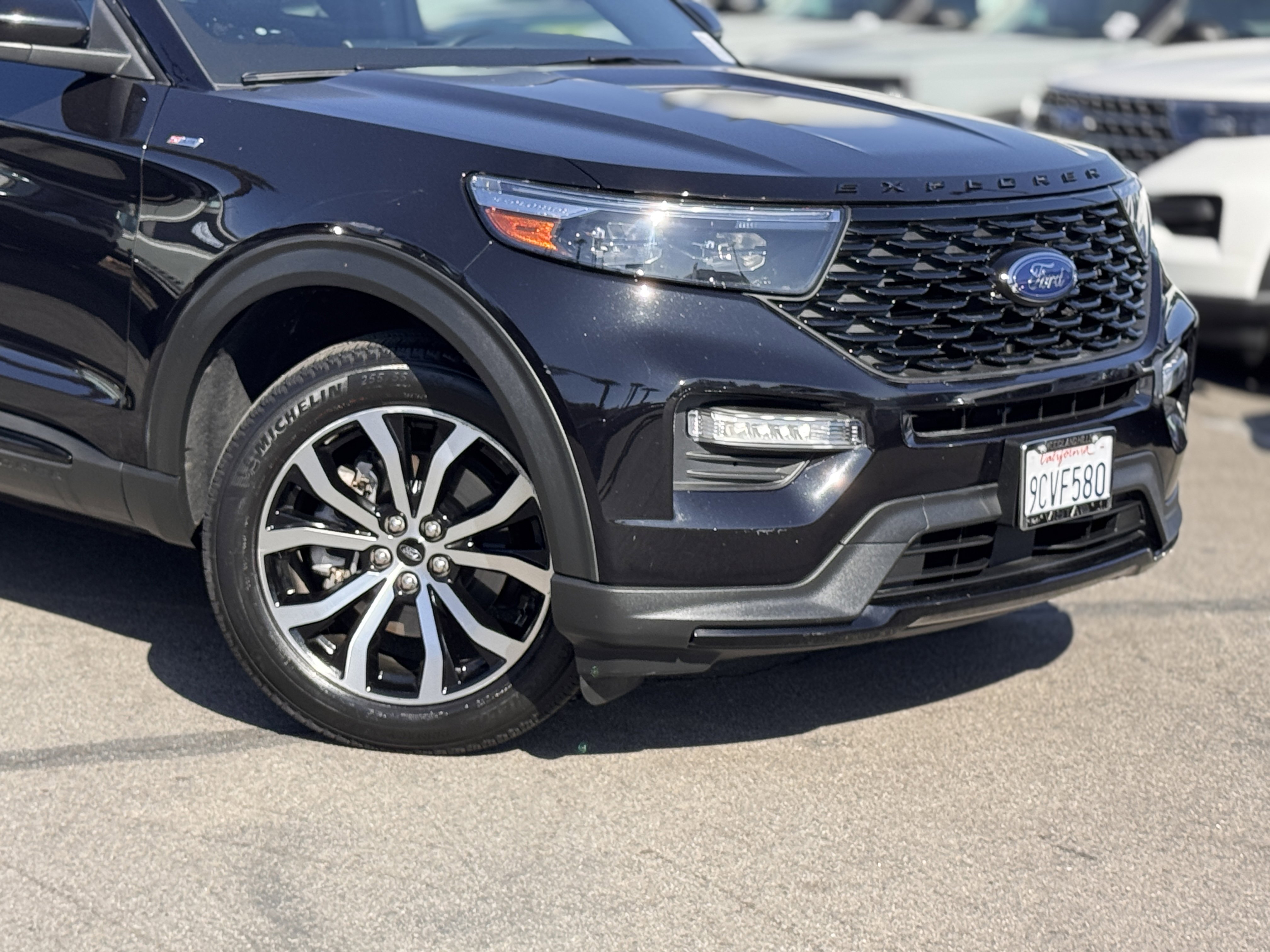 Certified 2022 Ford Explorer ST-Line w/ Class IV Trailer Tow Package image 3
