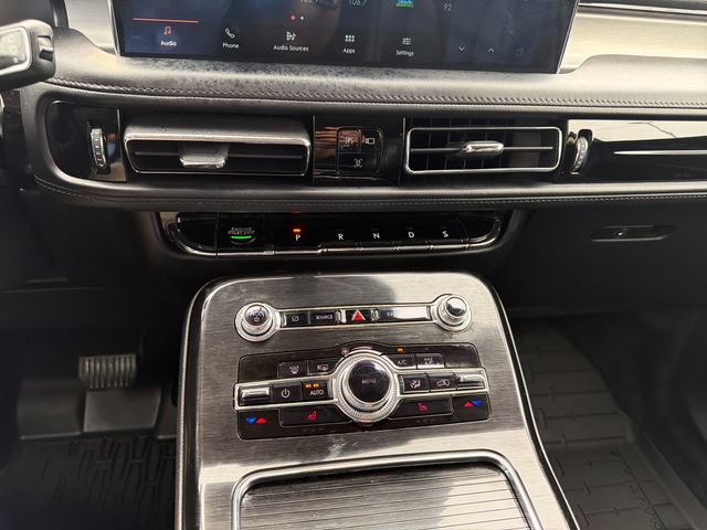 Certified 2023 Lincoln Nautilus AWD image 22