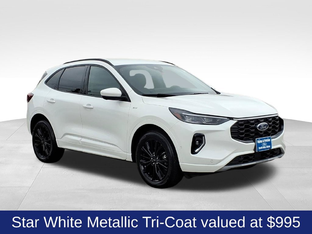 Used 2023 Ford Escape ST-Line Elite w/ Premium Technology Package AWD/4WD image 3