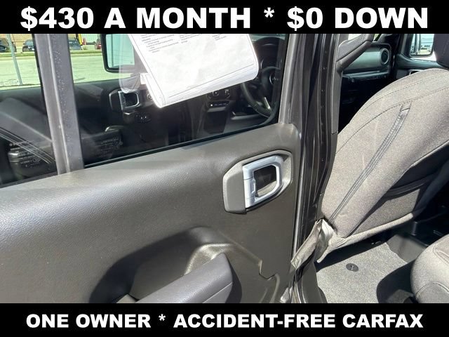 Used 2023 Jeep Wrangler Unlimited w/ Cold Weather Group AWD/4WD image 39