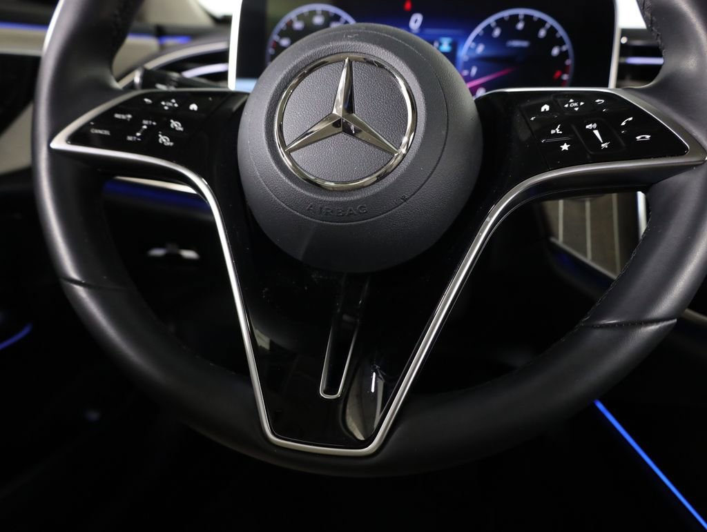 Certified 2025 Mercedes-Benz E 450 4MATIC Sedan image 37