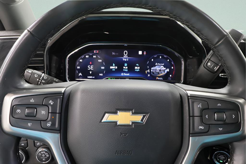 Used 2025 Chevrolet Silverado 2500 LT w/ Convenience Package image 13