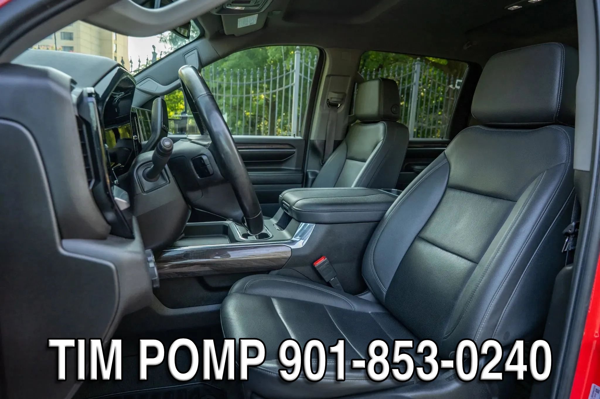 Used 2024 Chevrolet Silverado 2500 LTZ w/ LTZ Plus Package AWD/4WD image 12
