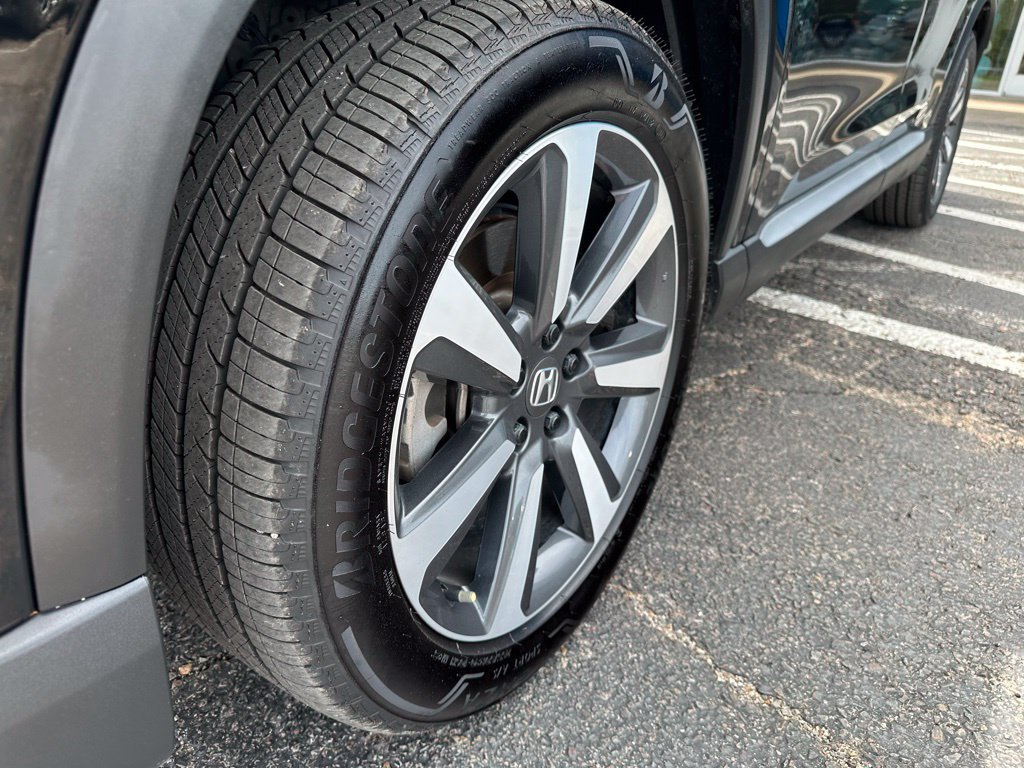Used 2023 Honda Pilot Elite image 11