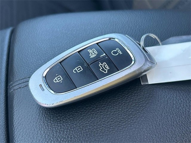 Used 2022 Hyundai Santa Cruz SEL Premium w/ Cargo Package image 32