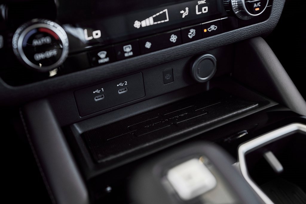 New 2025 Mitsubishi Outlander SE image 46