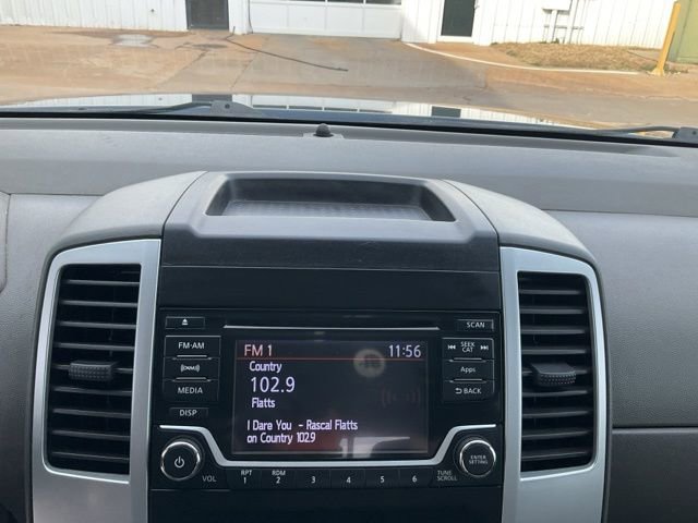 Used 2015 Nissan Frontier SV w/ SV Value Truck Package image 13