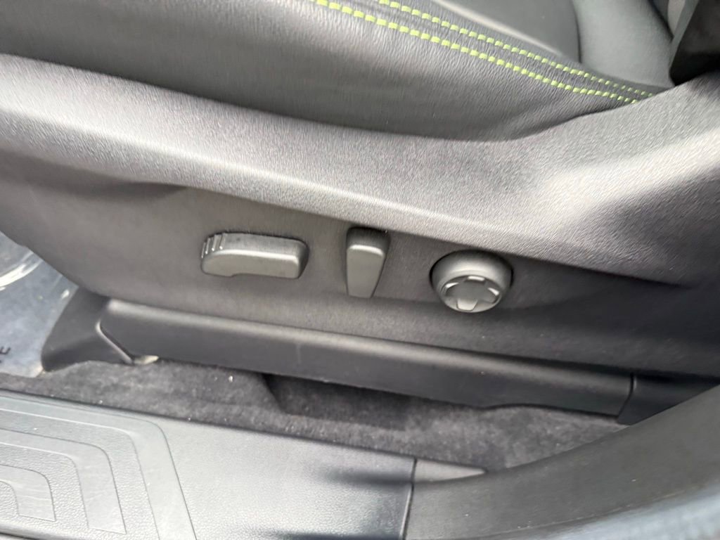 Used 2024 Subaru Ascent Onyx Edition Limited image 16