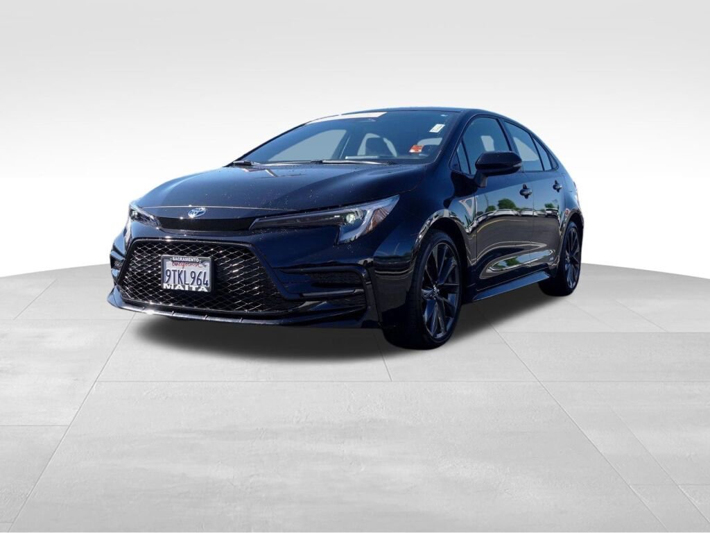 Certified 2025 Toyota Corolla SE w/ Convenience Package image 8