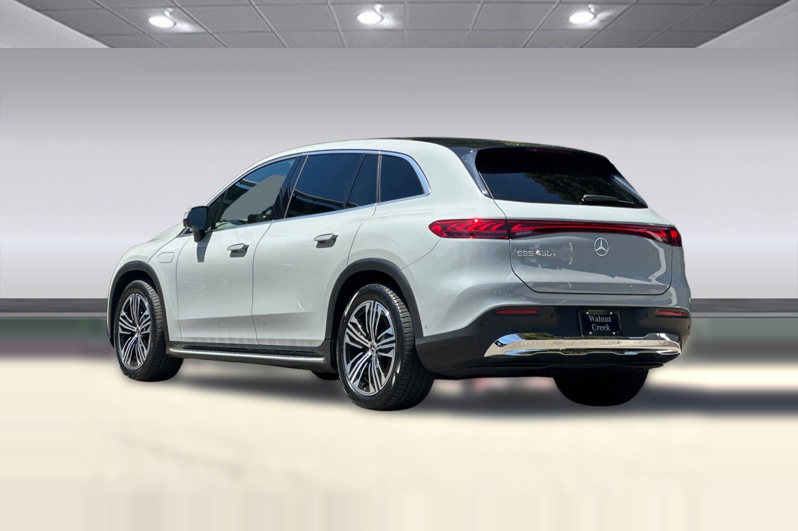 Certified 2023 Mercedes-Benz EQS 450+ SUV image 3