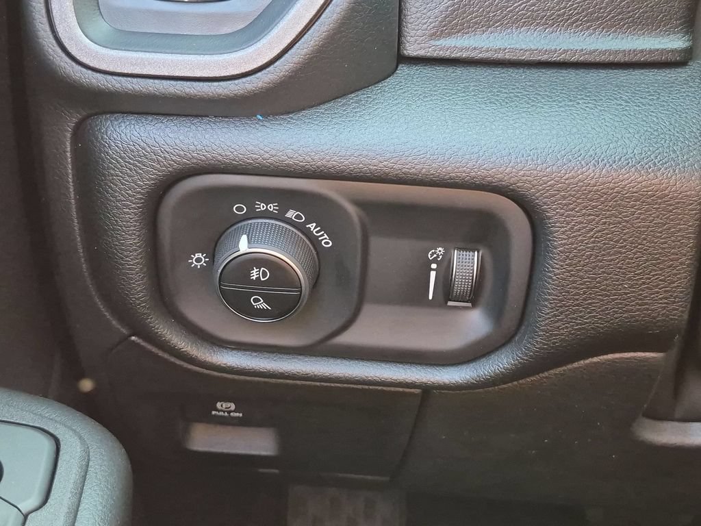 New 2026 RAM 1500 Warlock AWD/4WD image 18