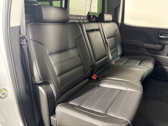 Used 2018 GMC Sierra 2500 Denali w/ Duramax Plus Package AWD/4WD image 15