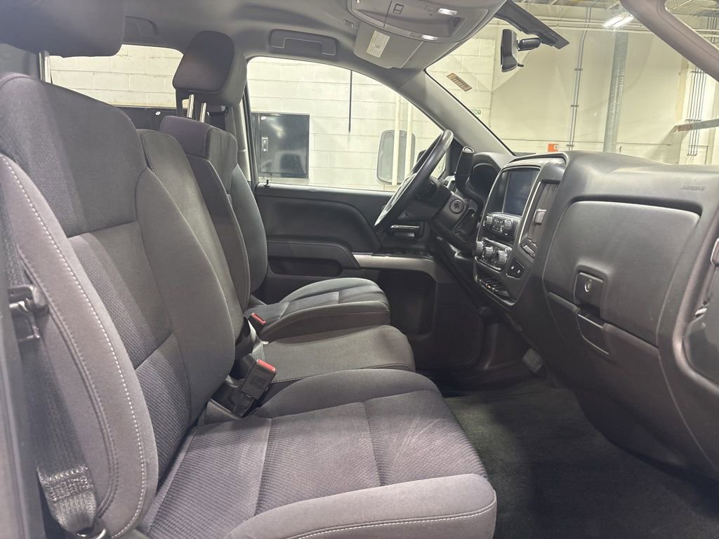 Used 2018 Chevrolet Silverado 1500 LT w/ All Star Edition image 10