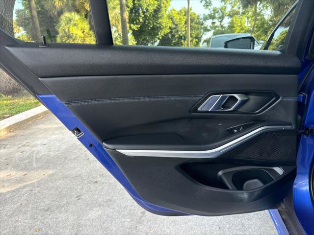Used 2020 BMW M340i RWD image 17