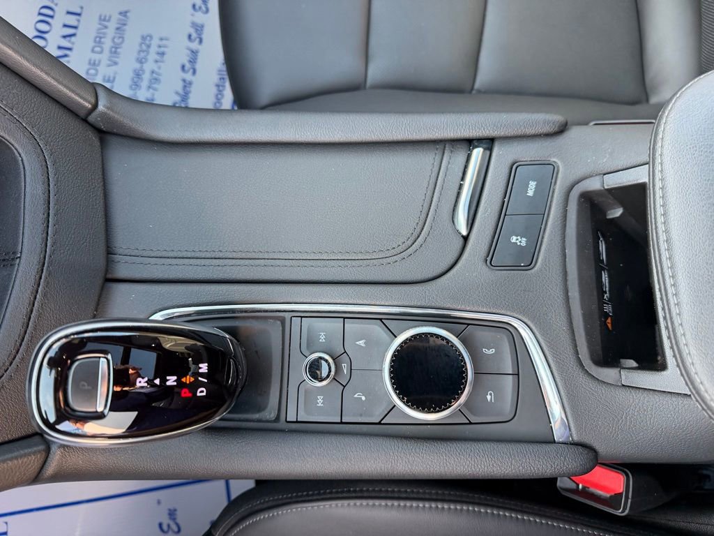 Used 2024 Cadillac XT6 Premium Luxury w/ LPO, Floor Liner Package image 16