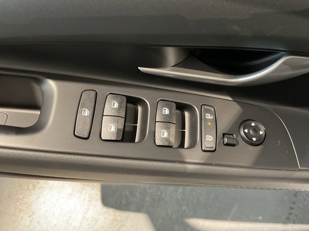 New 2026 Hyundai Elantra SE image 10