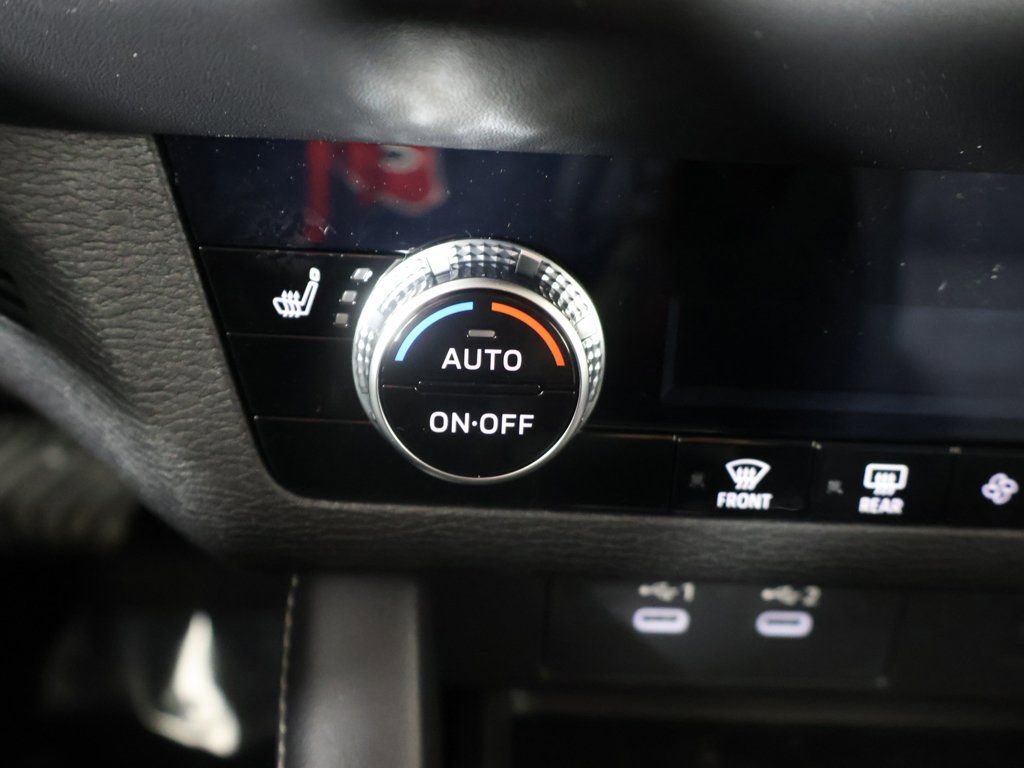 New 2026 Mitsubishi Outlander SE image 50