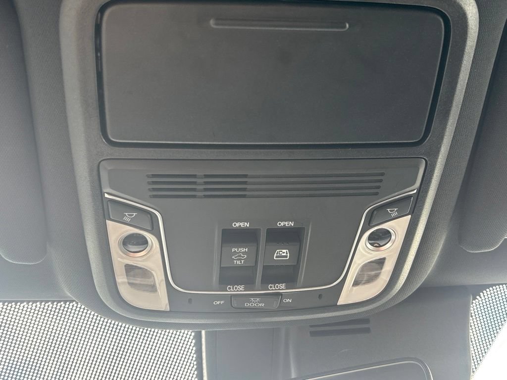 Used 2025 Honda Ridgeline RTL image 17