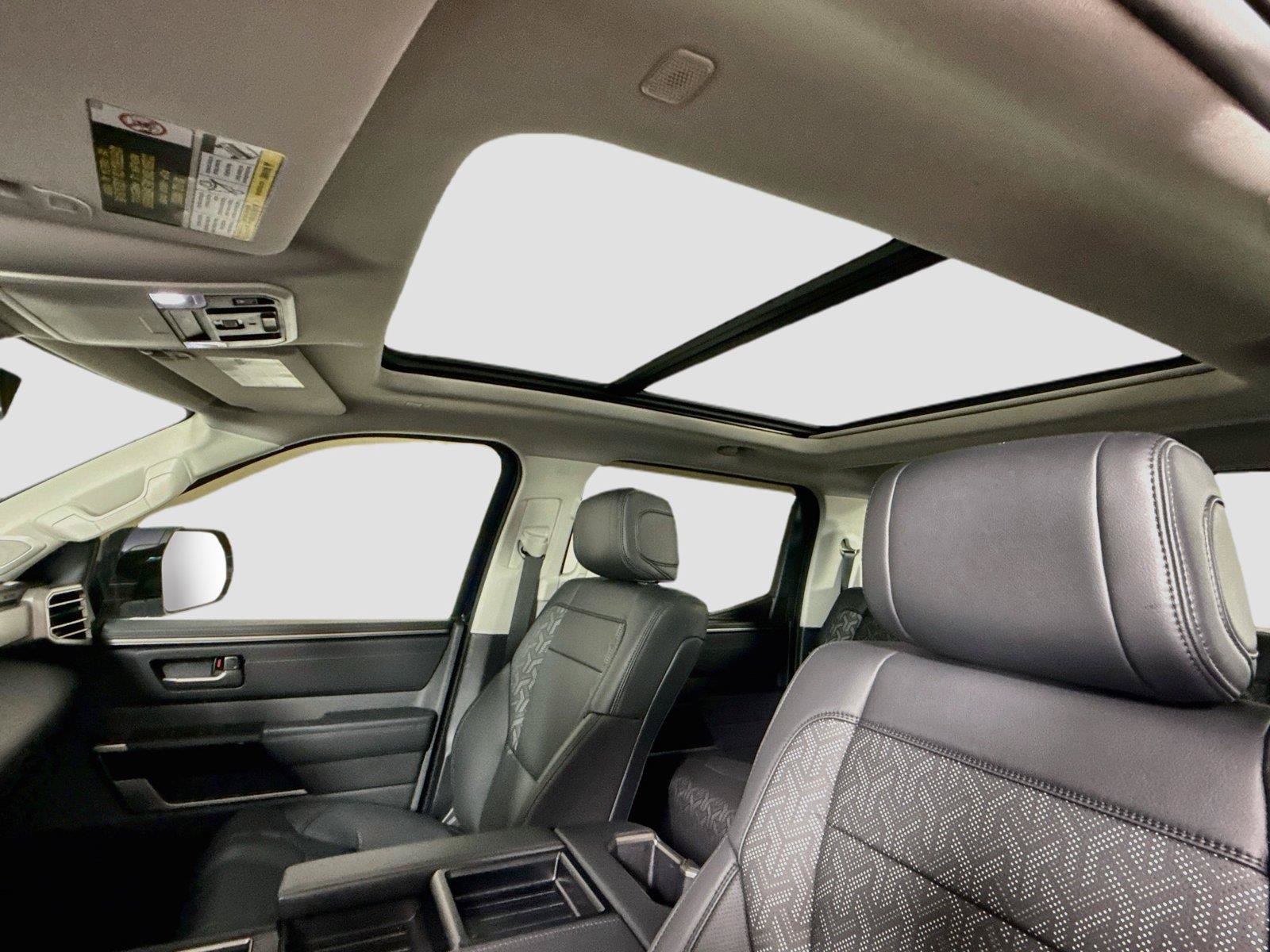 Used 2024 Toyota Tundra Limited AWD/4WD image 15