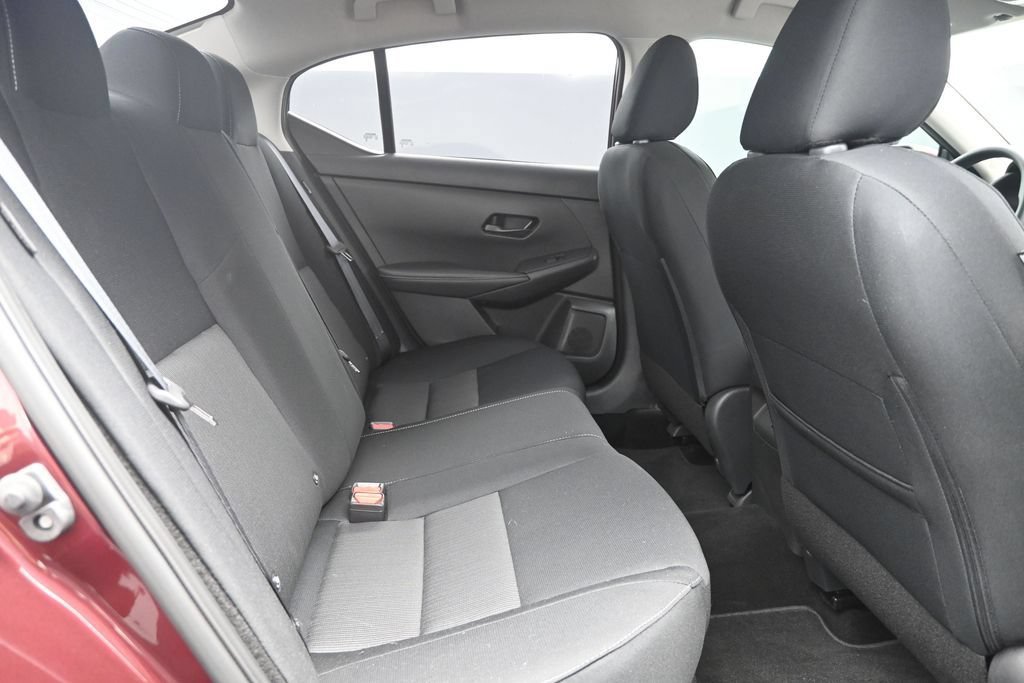 Used 2024 Nissan Sentra SV FWD image 31