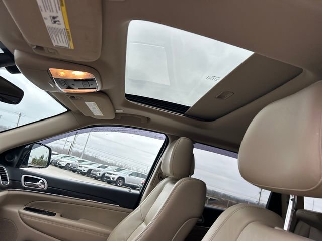 Used 2021 Jeep Grand Cherokee Limited w/ Trailer Tow Group IV image 32