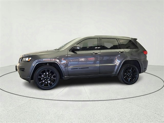 Used 2019 Jeep Grand Cherokee Altitude image 4