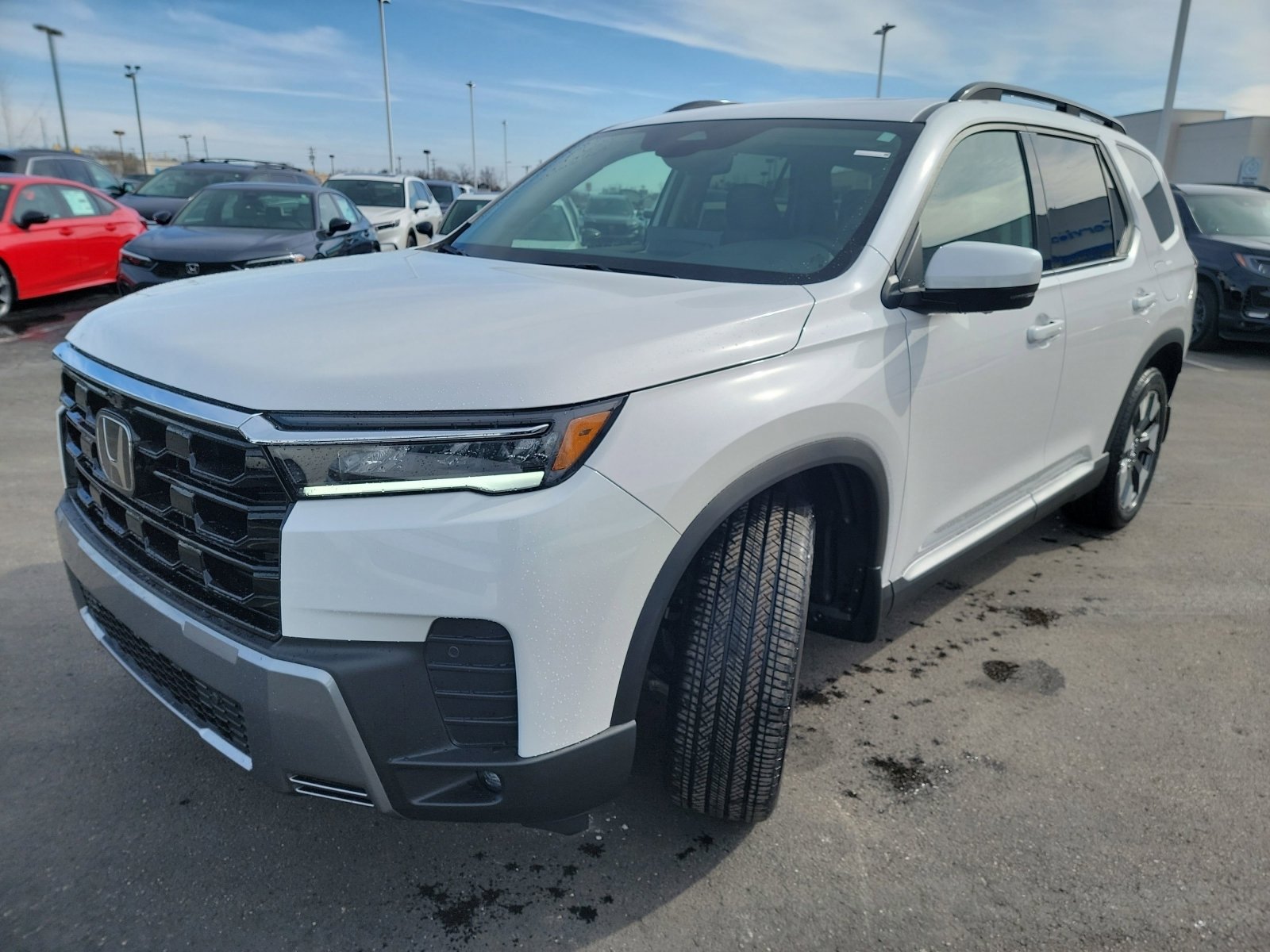 New 2026 Honda Pilot Touring image 3