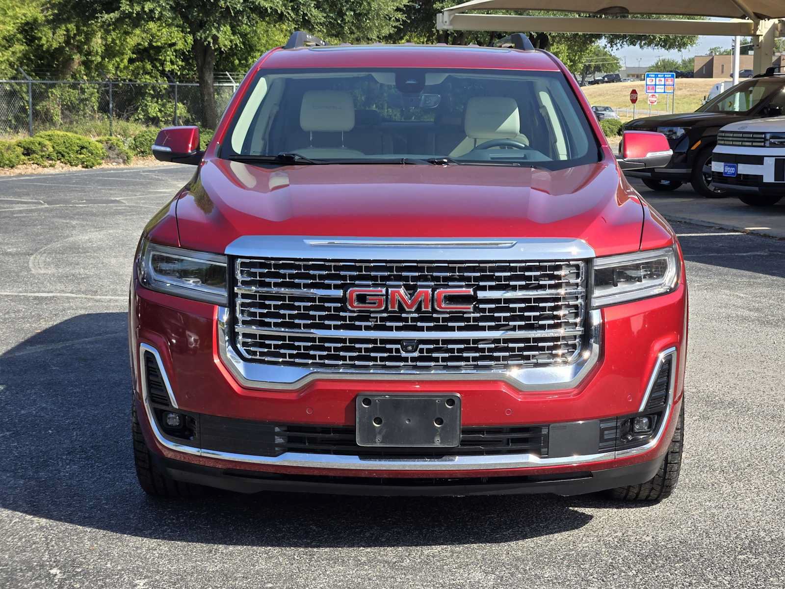 Certified 2023 GMC Acadia Denali w/ Denali Ultimate Package FWD image 3