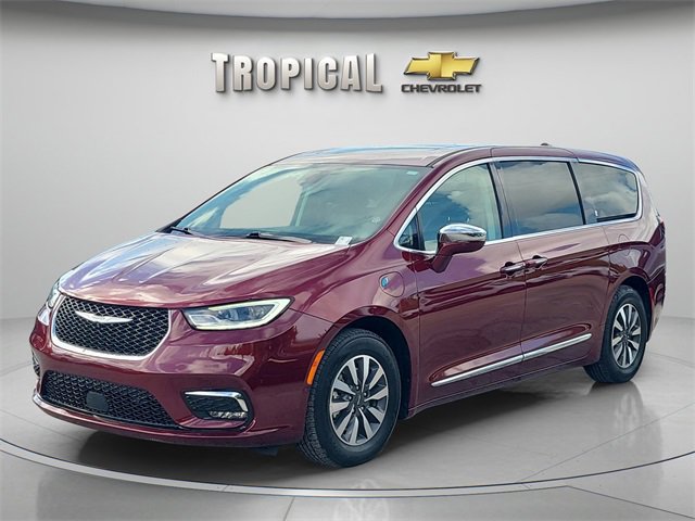 Used 2022 Chrysler Pacifica Limited