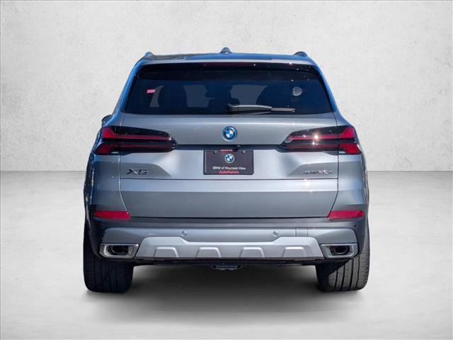 Used 2026 BMW X5 xDrive50e AWD/4WD image 7