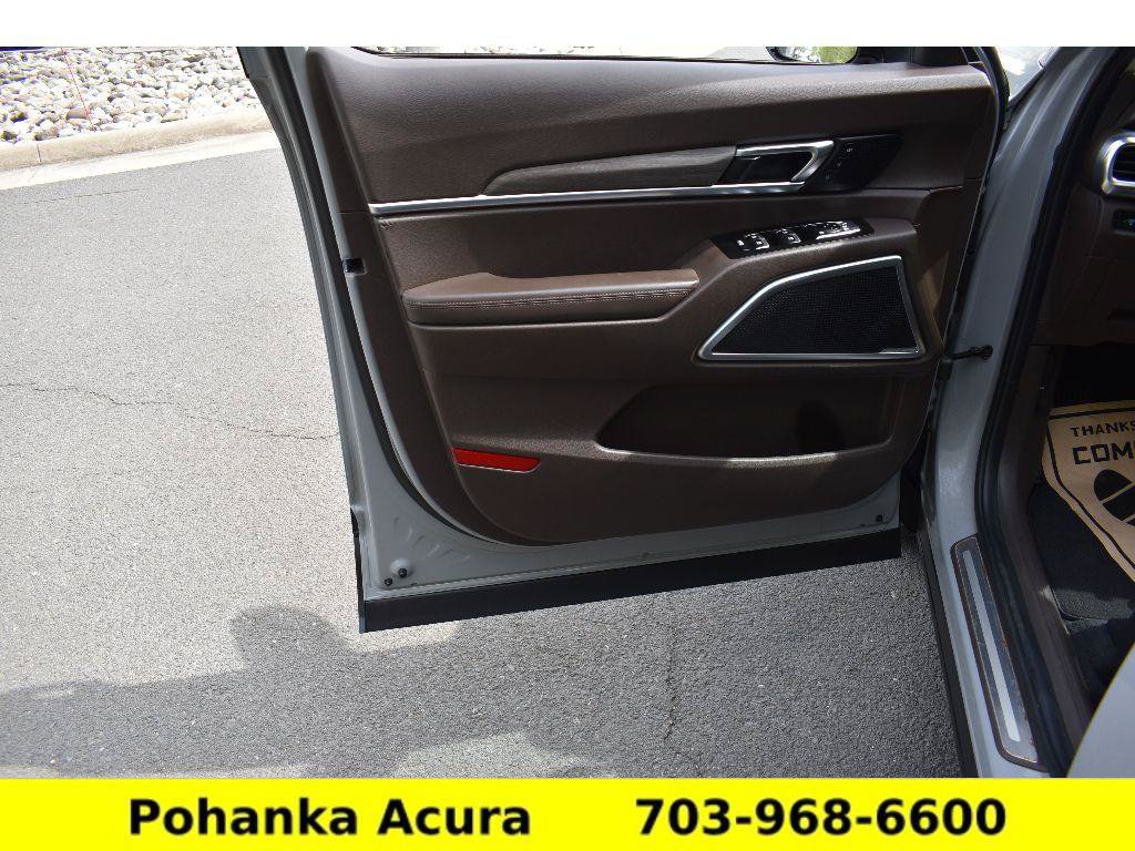 Used 2022 Kia Telluride SX w/ Nightfall Edition Package AWD/4WD image 25