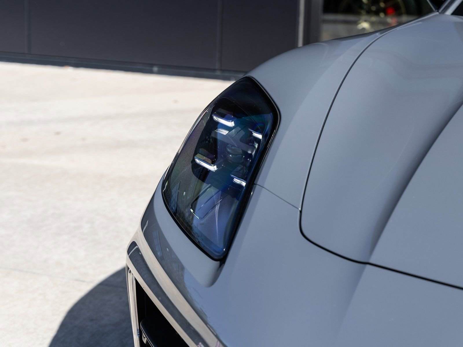 Certified 2025 Porsche Panamera 4 image 17