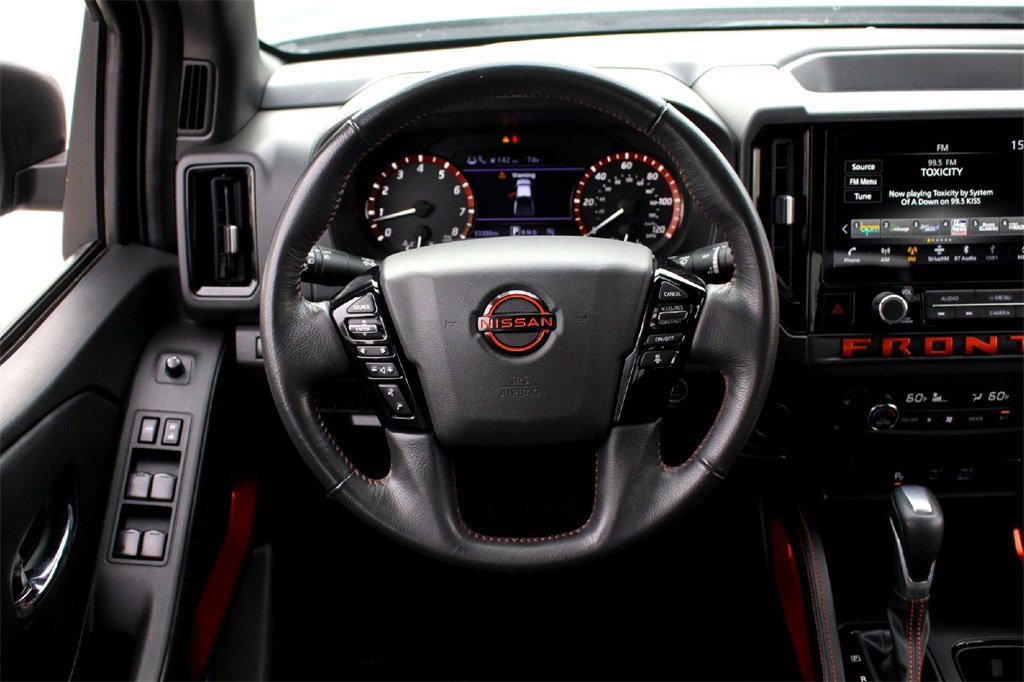 Used 2025 Nissan Frontier Pro-X image 24