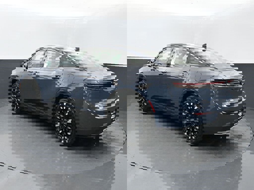 New 2026 Toyota Crown Platinum image 5