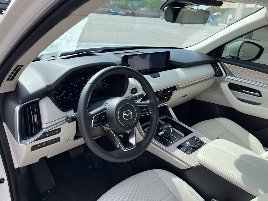 Used 2024 MAZDA CX-90 3.3 Turbo w/ Premium Plus Pkg AWD/4WD image 13