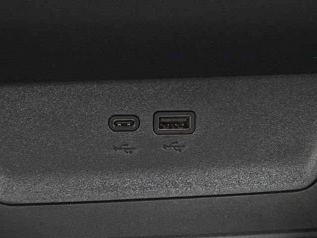 New 2026 Chevrolet Equinox LT w/ Convenience Package II image 8