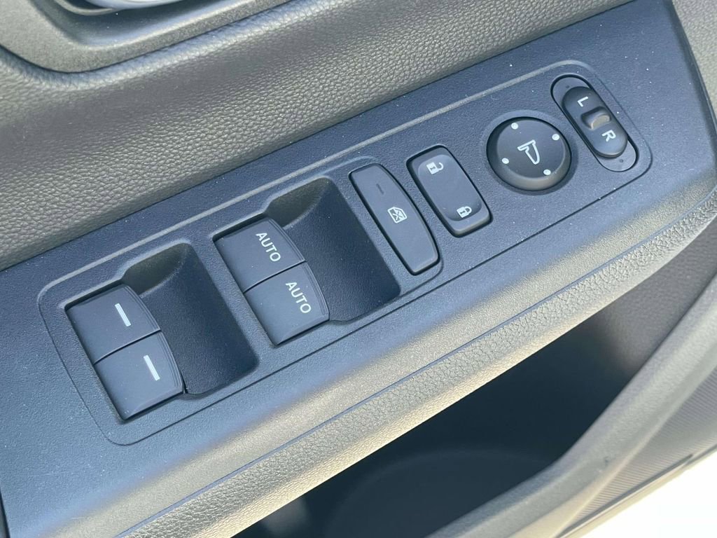 Certified 2025 Honda CR-V Sport image 18