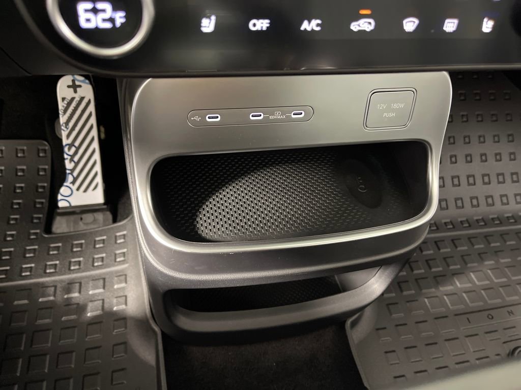 New 2026 Hyundai Ioniq 9 Calligraphy image 28