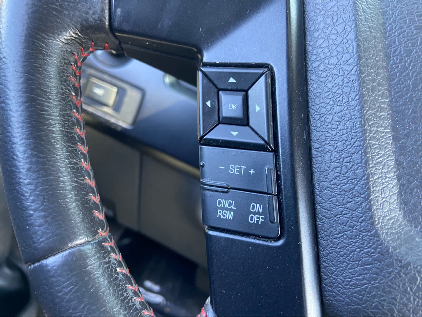 Used 2014 Ford F150 FX4 w/ FX Appearance Package AWD/4WD image 19
