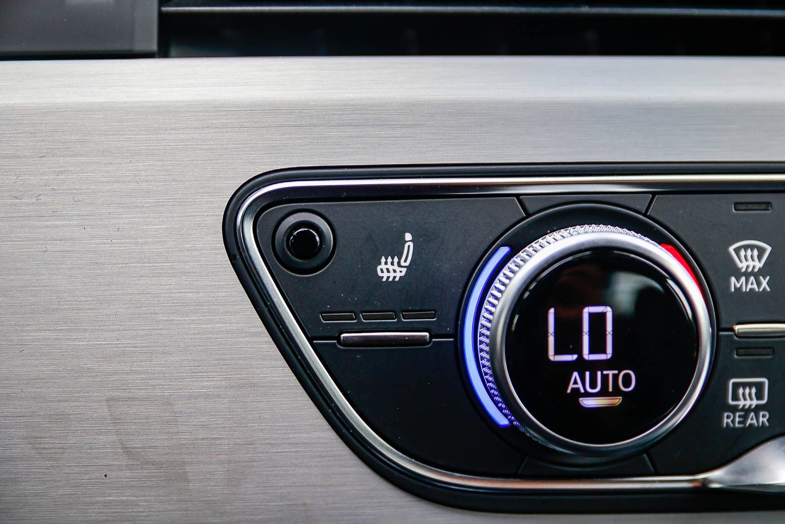 Used 2023 Audi A4 2.0T Premium Plus w/ Premium Plus Package AWD/4WD image 28