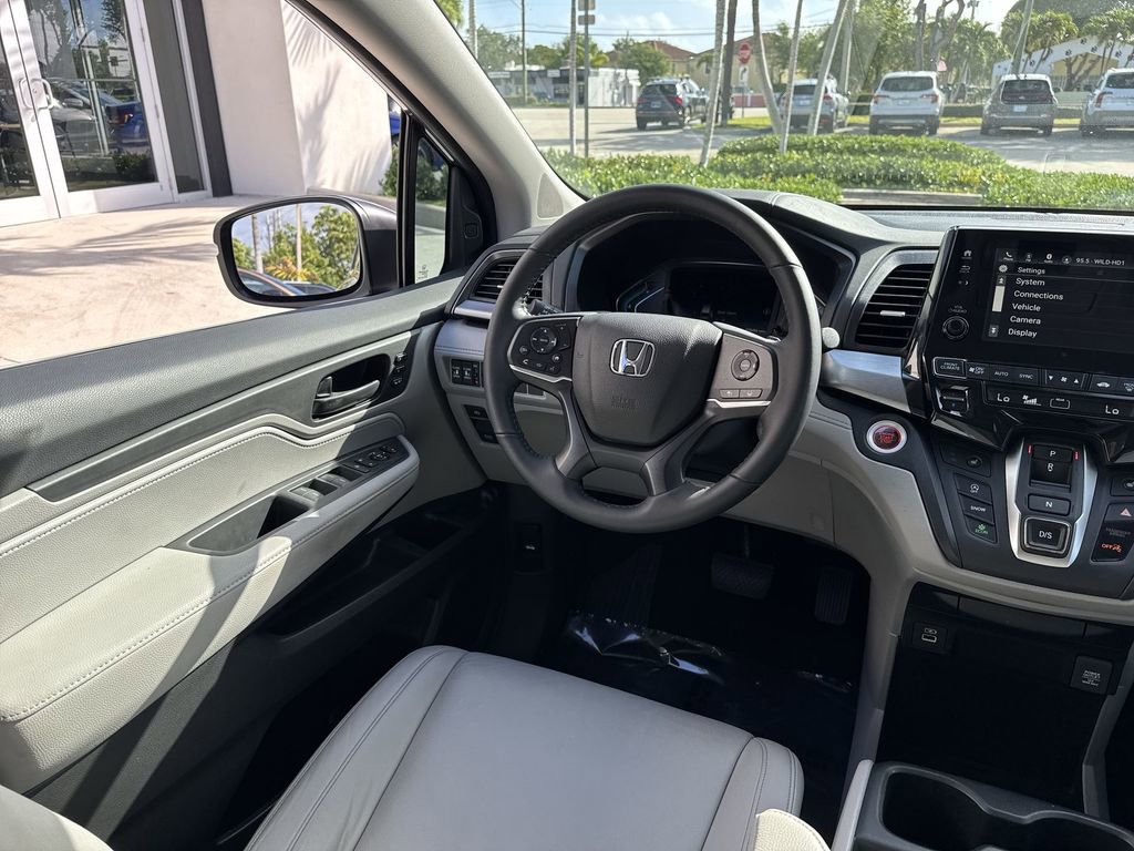 Used 2023 Honda Odyssey EX-L image 21