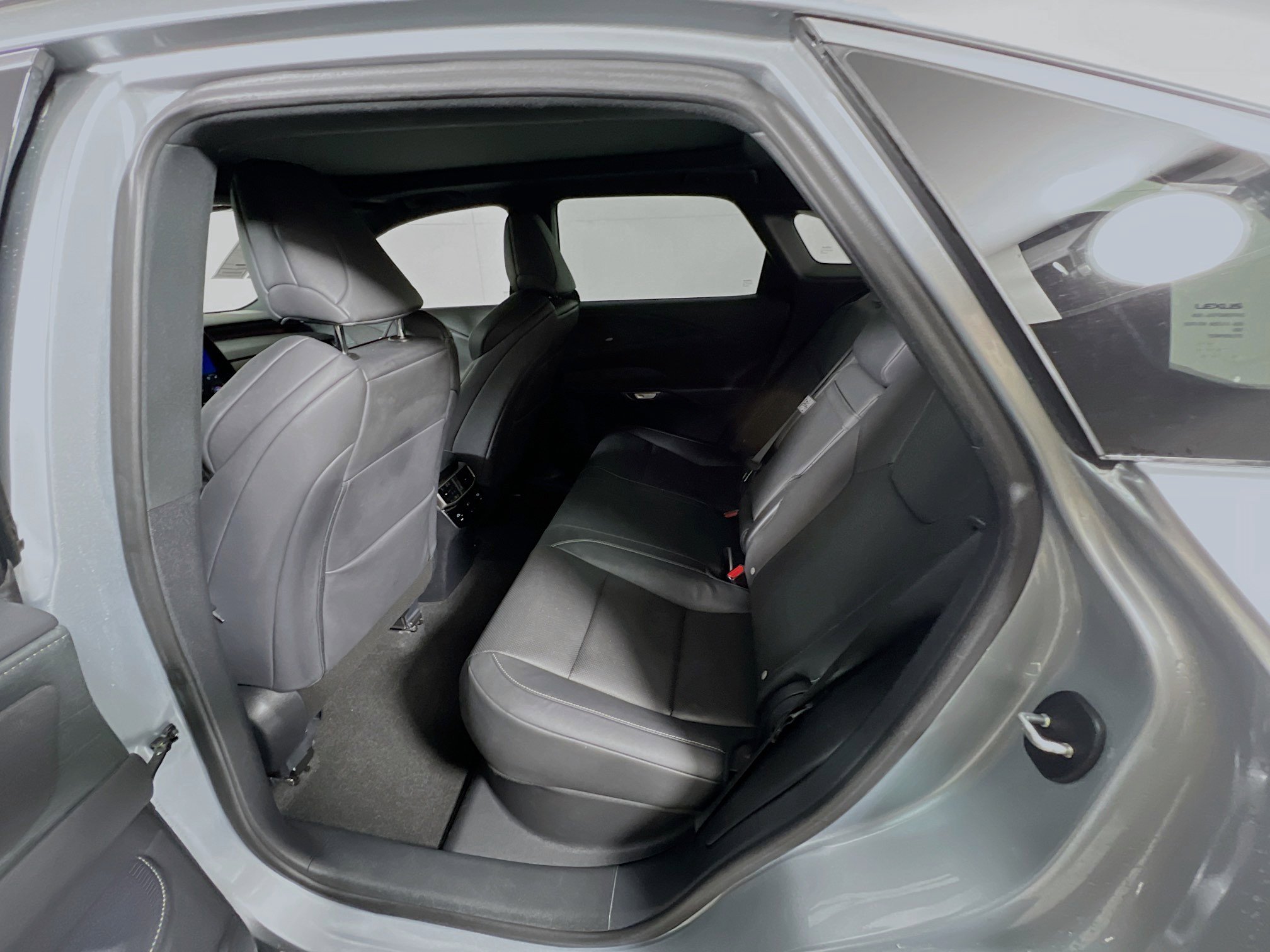 Used 2023 Lexus RX 350 F Sport w/ Cold Area Package image 29