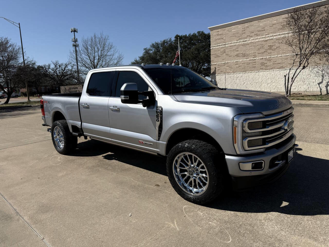 Used 2023 Ford F250 Limited w/ FX4 Off-Road Package image 1